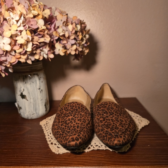 Time and Tru Shoes - Time and Tru Leopard Print Flats